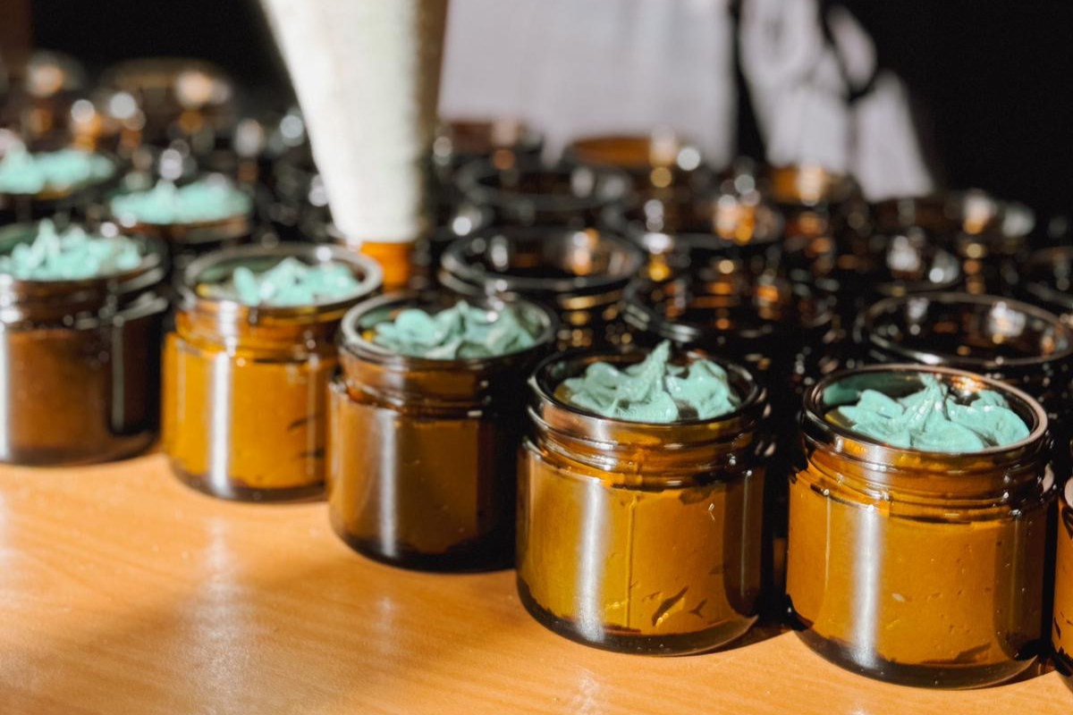 10 Creative Ways To Reuse Your Amber Glass Jars